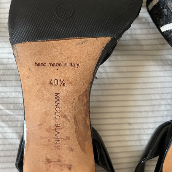 🛑SOLD on another platform🛑
Manolo Blahnik Black Strappy Heels - Picture 4 of 7